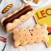 Estuche para lápices con forma de galletas de peluche