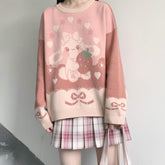 Suéter japonés kawaii con fresas