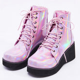 Gothic-Stiefel aus holografischem Leder