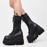 Botas góticas de plataforma alta