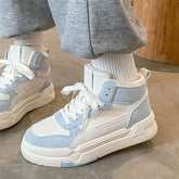 Warme Schuhe in Macaron-Farbe