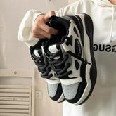 Ästhetische koreanische Plateau-Sneaker