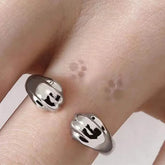 Anillo con forma de pata de gato kawaii