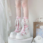 Pastellfarbene Gothic-Plateaustiefel