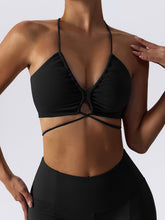 Gebürsteter, butterweicher Yoga-BH mit Bindeband hinten