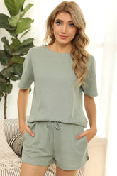 Conjunto de ropa de estar por casa con camiseta de manga corta y pantalones cortos de punto gofre