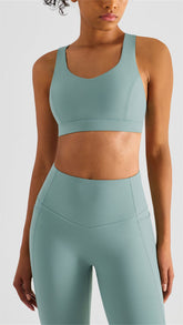 Sujetador de yoga cruzado sin espalda