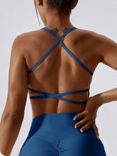 Air Cloud – Yoga-BH mit Riemchendesign und überkreuztem Rücken