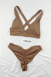 Braguita de bikini de cintura alta con canalé