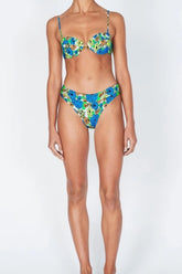 Braguita de bikini de cintura alta con frunces y estampado floral en azul medio