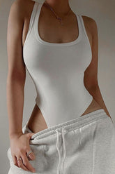 Traje de baño de una pieza de pierna alta con escote redondo y canalé: blanco, negro, aguacate y piel