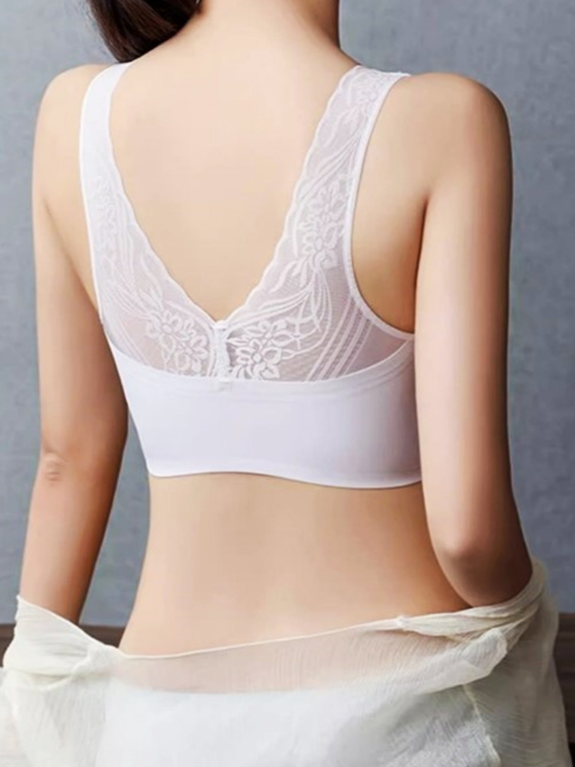 Front Closure Lace Seamless Wireless Bra Padded, Non-Slip, Beautiful Back, Large Sizes Gray