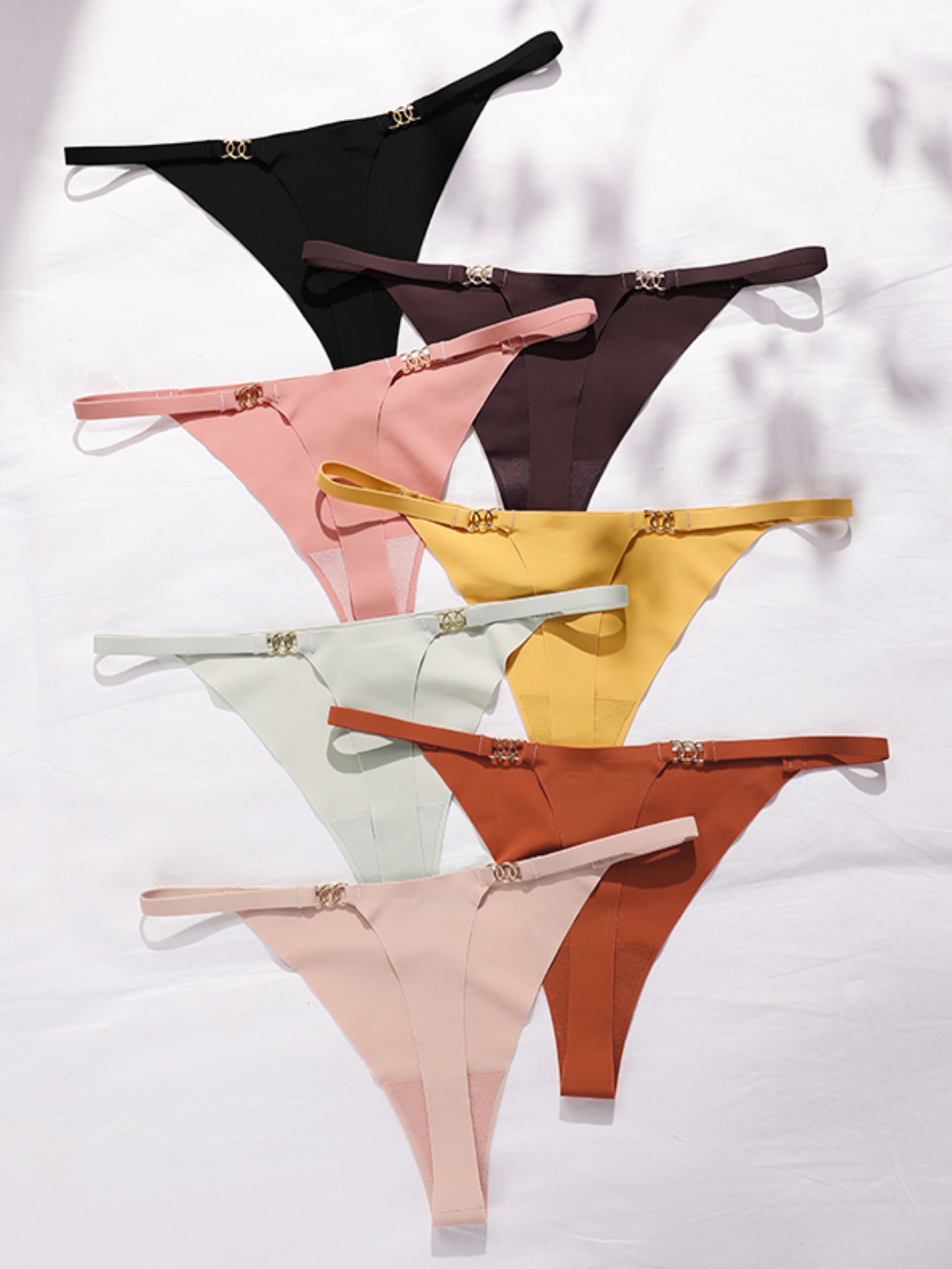 Women's Seamless Invisible Thong Panties