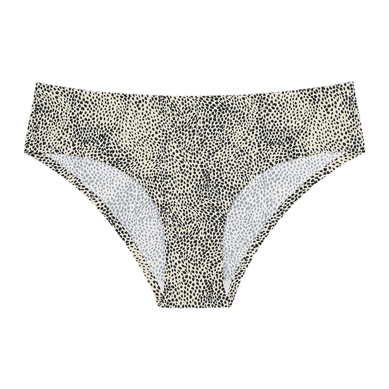 Large Size No Trace Triangle Low Waist Leopard Print Sexy Panties