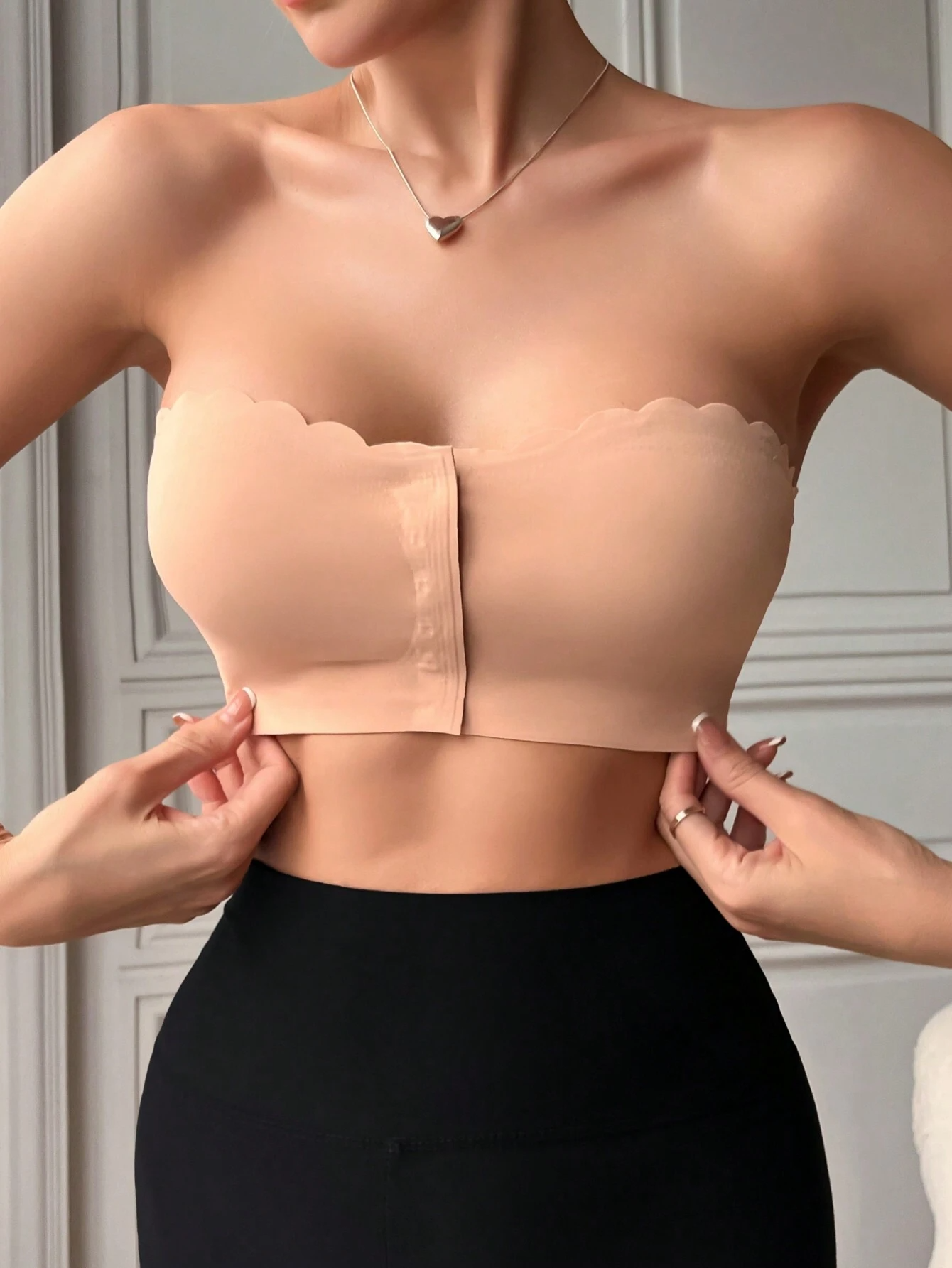 Front Closure Wireless Strapless Bra Pink