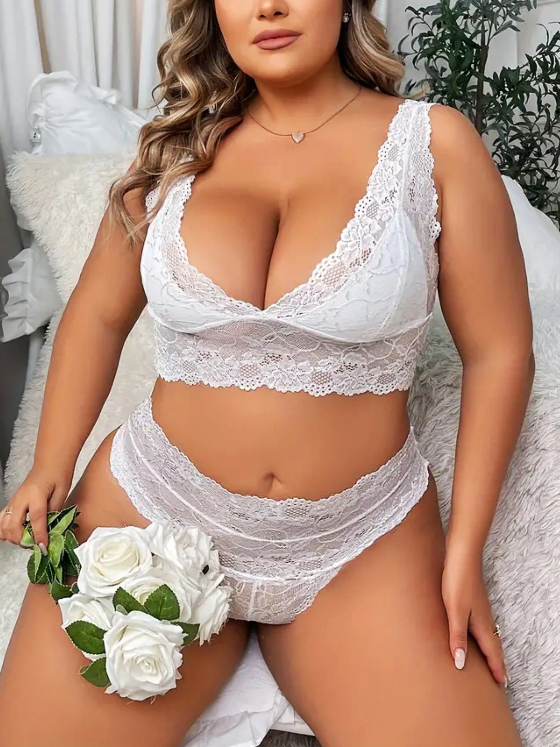 Women's Floral Lace Sexy Scalloped Trim Wide Straps Bra & Panty 2 Piece Set Plus Size