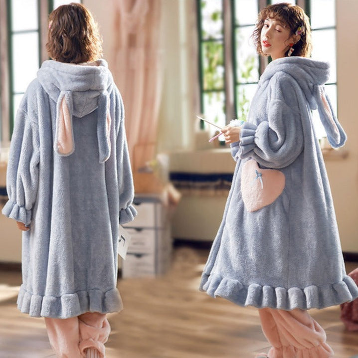 Kawaii-Pyjama mit Kapuze für den Winter