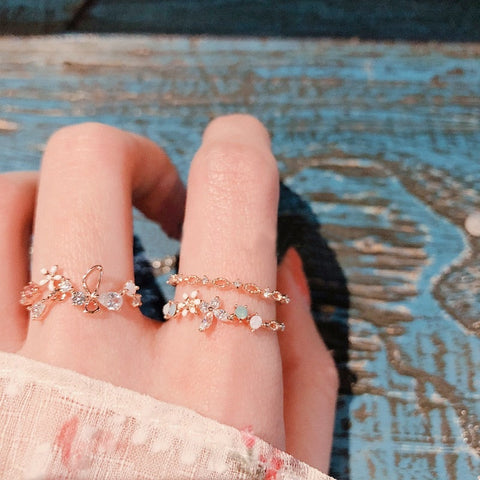 Anillos ajustables con forma de corazón y flor