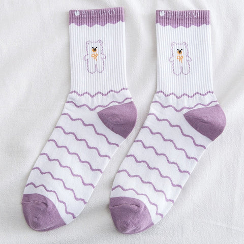 Socken mit japanischem Cartoon-Bärenmotiv