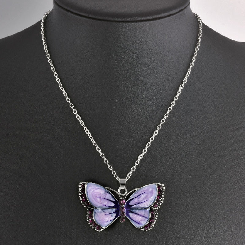 Collar de mariposa de metal