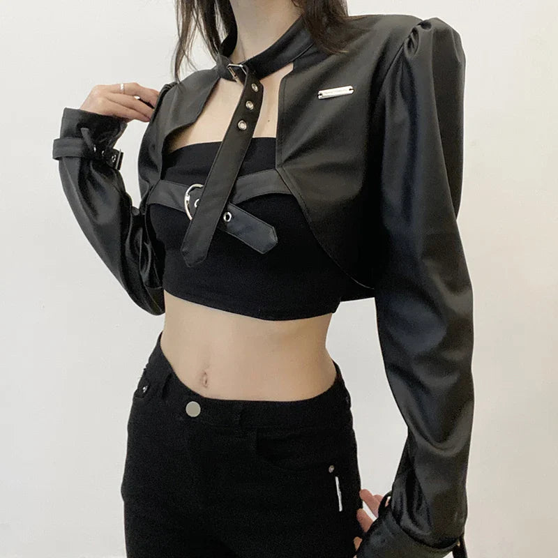 Chaqueta de cuero estilo punk 