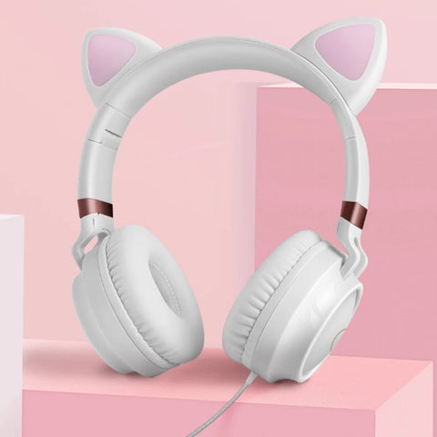 Auriculares con orejas de gato blancas