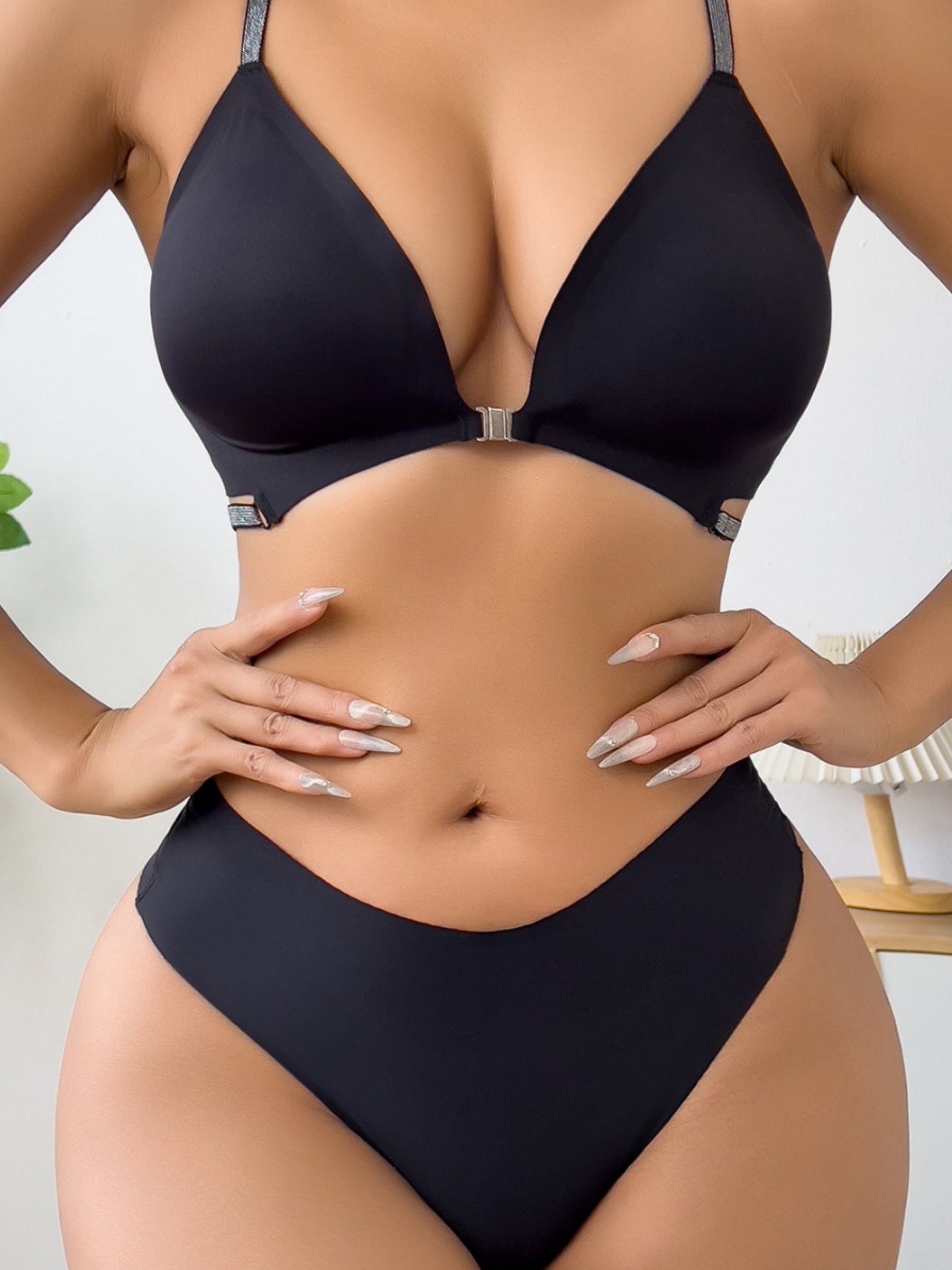 Sexy Front Closure Seamless Breathable Bra Thong Set