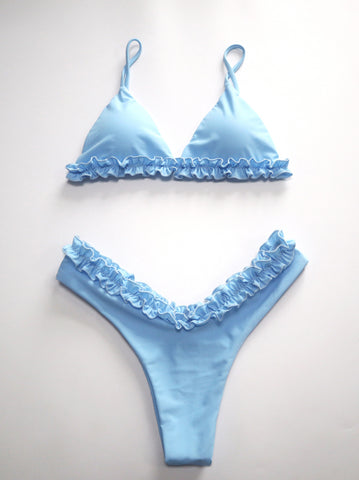 Conjunto de bikini con dobladillo con volantes