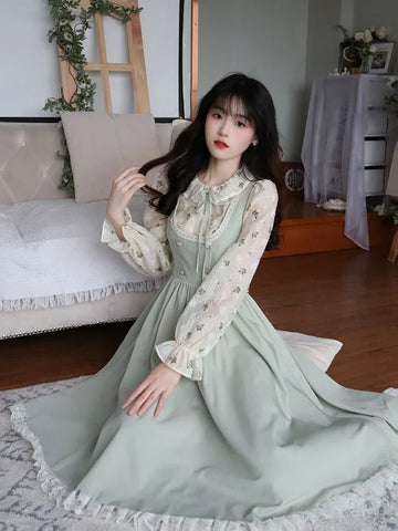 Elegant Vintage Outfit Set - Dress & Blouse