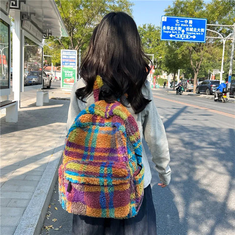 Mochila escolar de lana a cuadros 