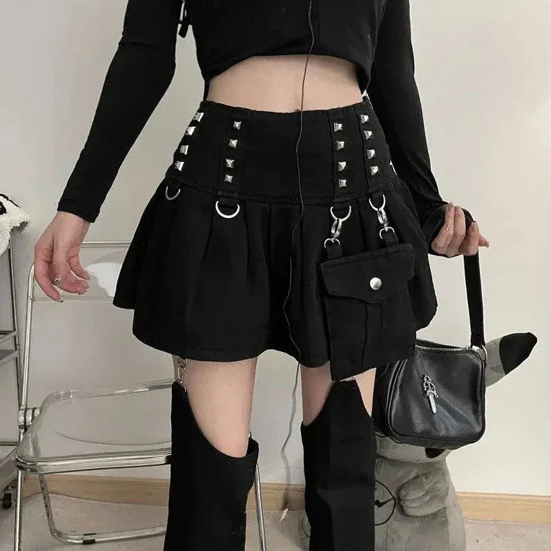 Gothic Y2K Outfit Set - Minirock, Beinwärmer, Handtasche