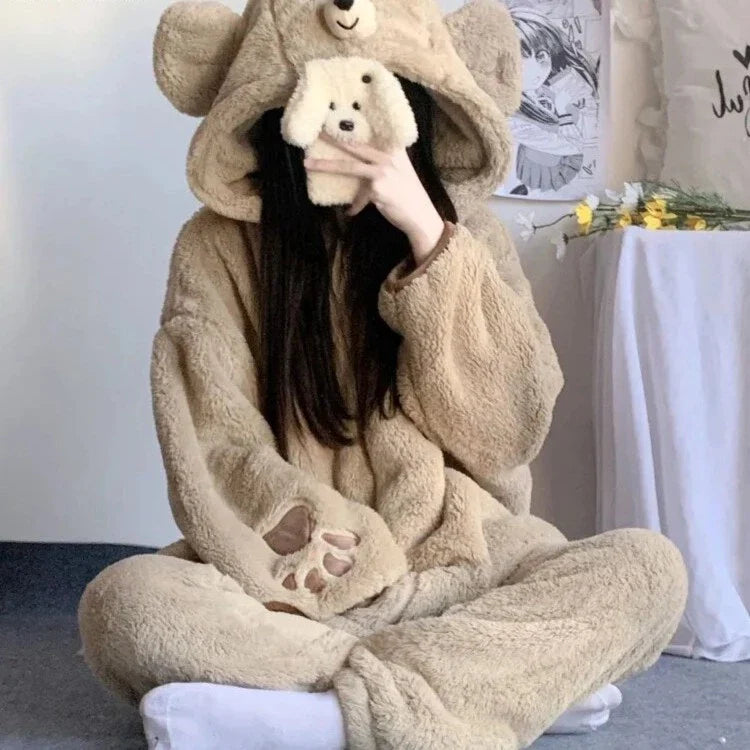 Lindo pijama cálido de oso