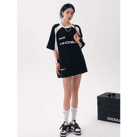 Oversized Graphic Y2K T-shirt