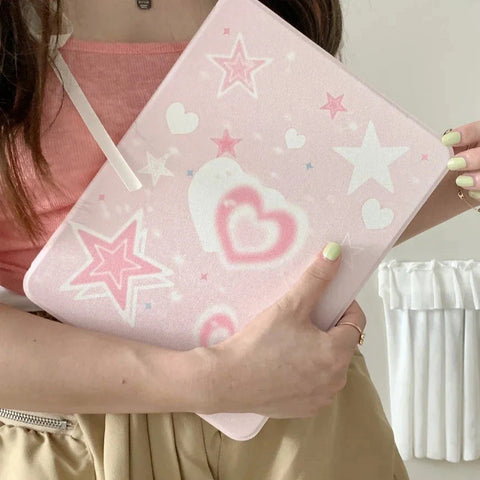 Bonita funda para iPad con forma de corazón rosa