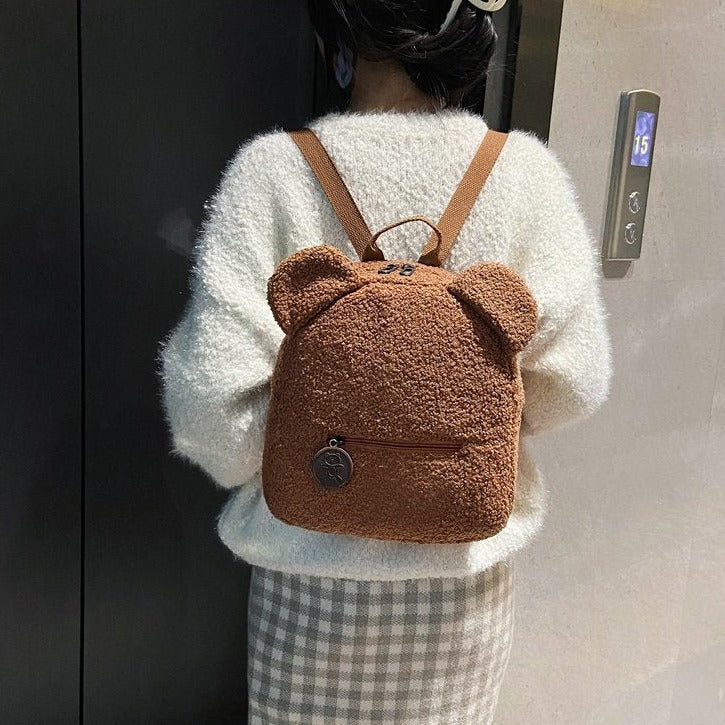 Flauschiger Bärenrucksack