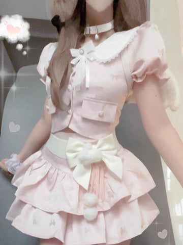 Conjunto de atuendo pastel kawaii: top corto y minifalda