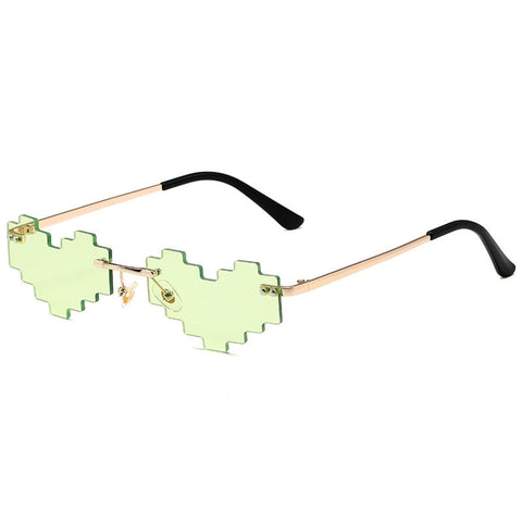 Pixel-Brille in Herzform