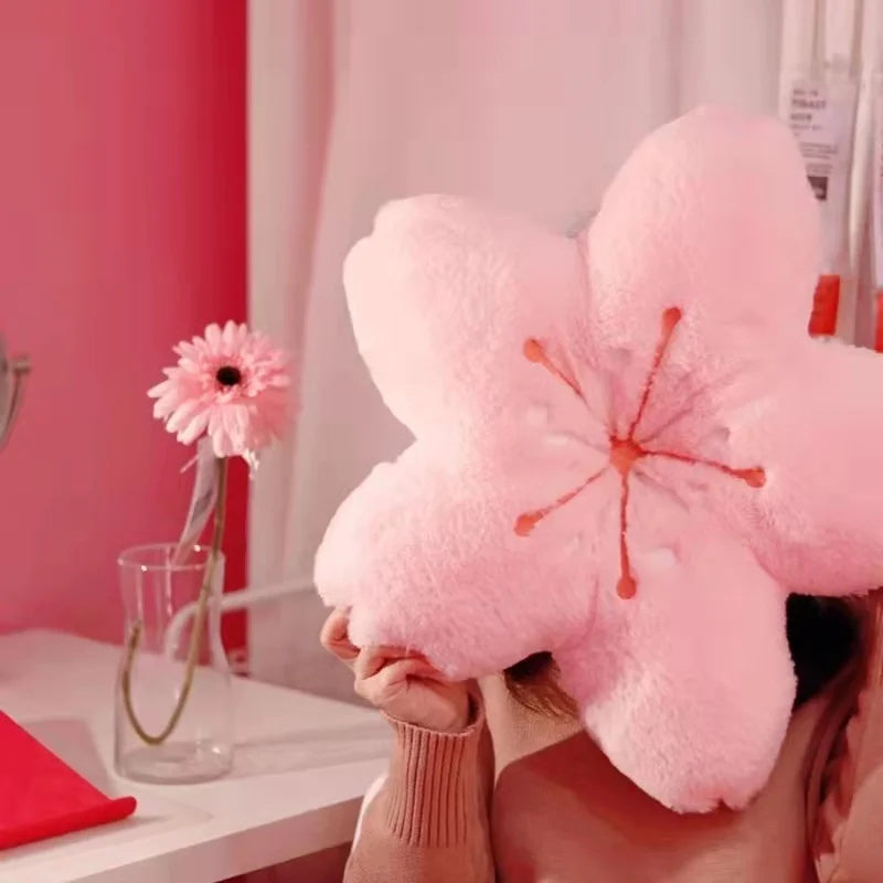 Almohada de peluche con forma de flor de cerezo kawaii