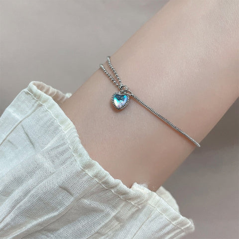 Pulsera de piedra lunar con forma de corazón