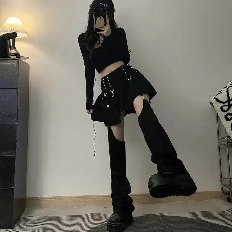 Gothic Y2K Outfit Set - Minirock, Beinwärmer, Handtasche