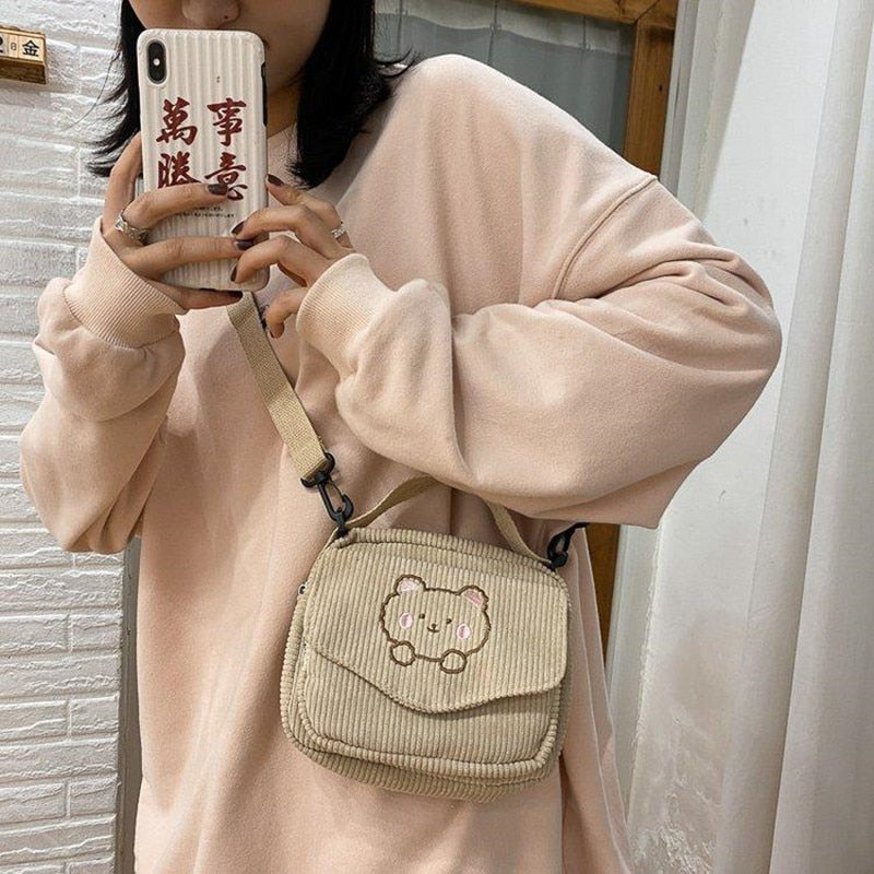 Bolso tipo mensajero con forma de oso kawaii