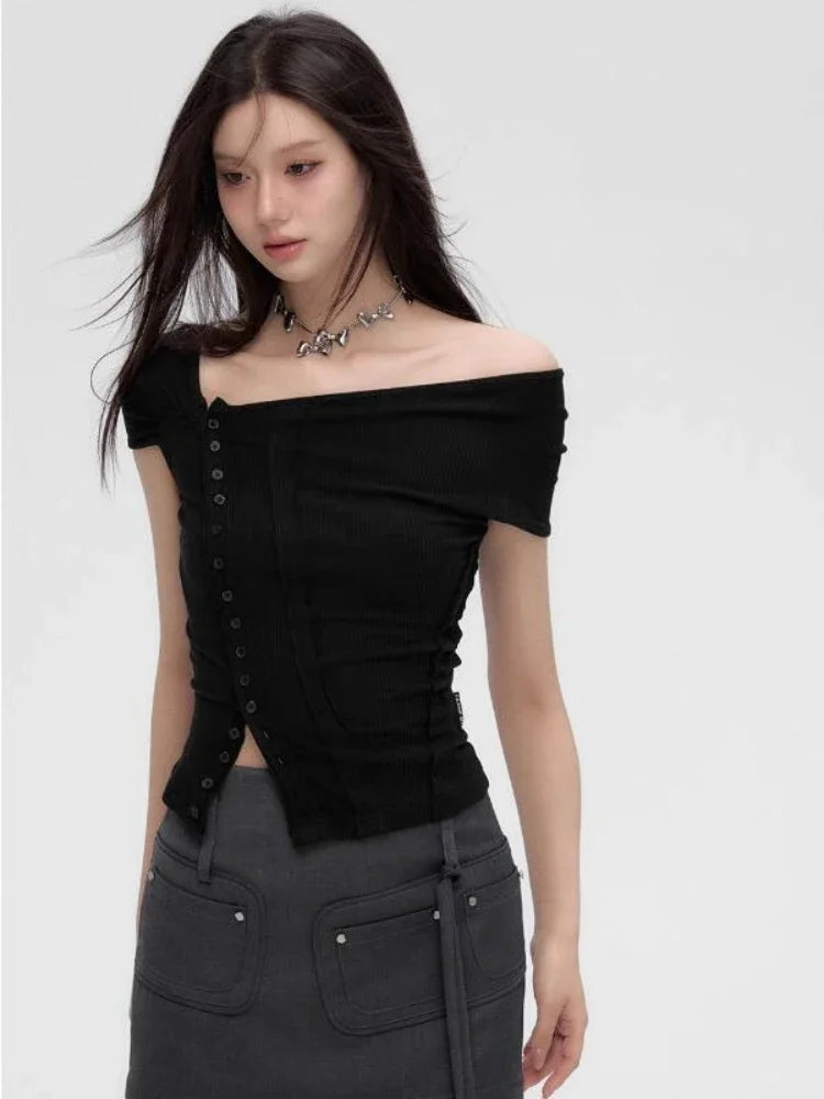 Koreanisches, schmales Crop-Top