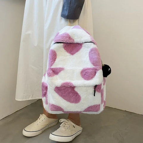 Bonita mochila de peluche con forma de corazón