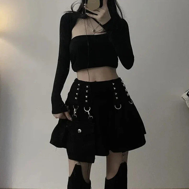 Gothic Y2K Outfit Set - Minirock, Beinwärmer, Handtasche