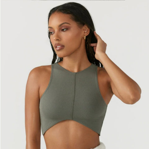 Top de yoga acolchado con cuello en V para mujer