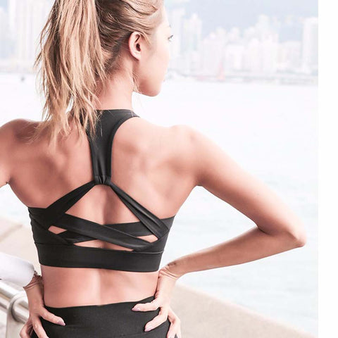 Ausgehöhltes Yoga- und Sporttop mit Push-Up-Trägern für Damen