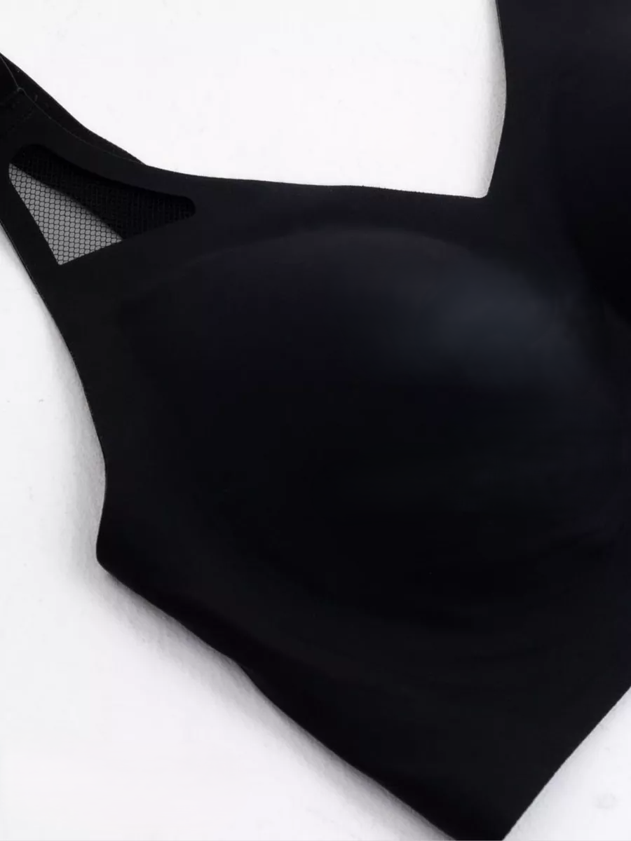 Seamless Fixed Cup Wireless Push-up Bra Black