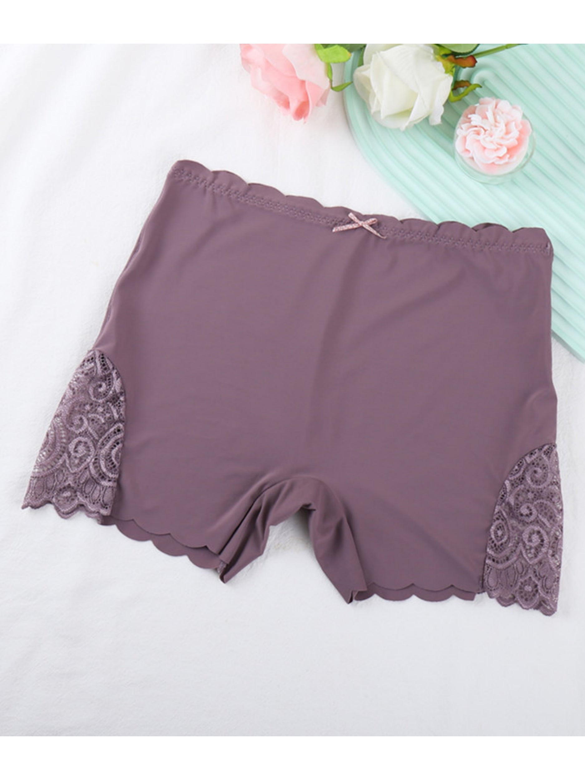 Contrast Lace Soft & Comfortable Scallop Trim Boyshort Panties