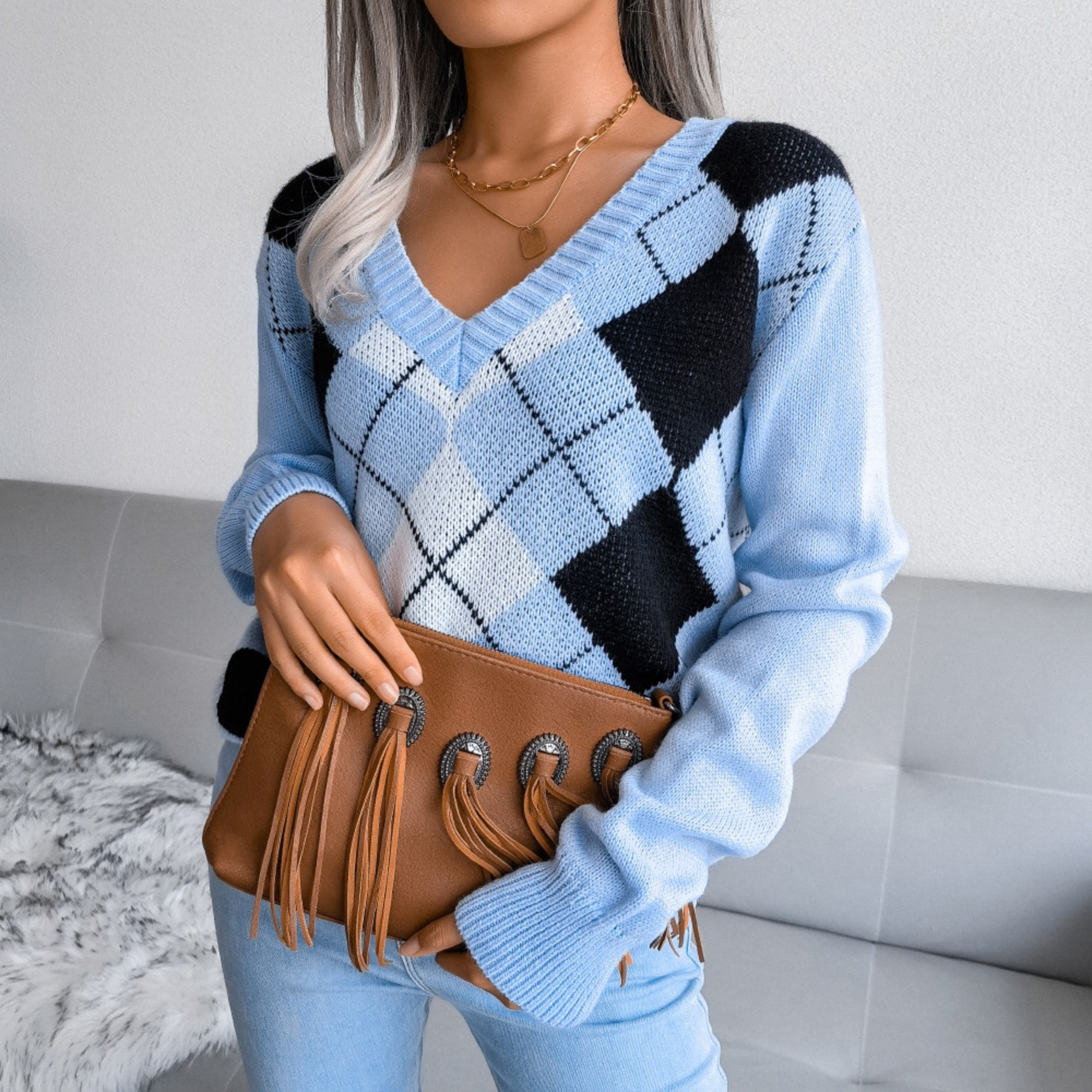 Lunetta - Blue Argyle Knitted V-Neck Sweater Top