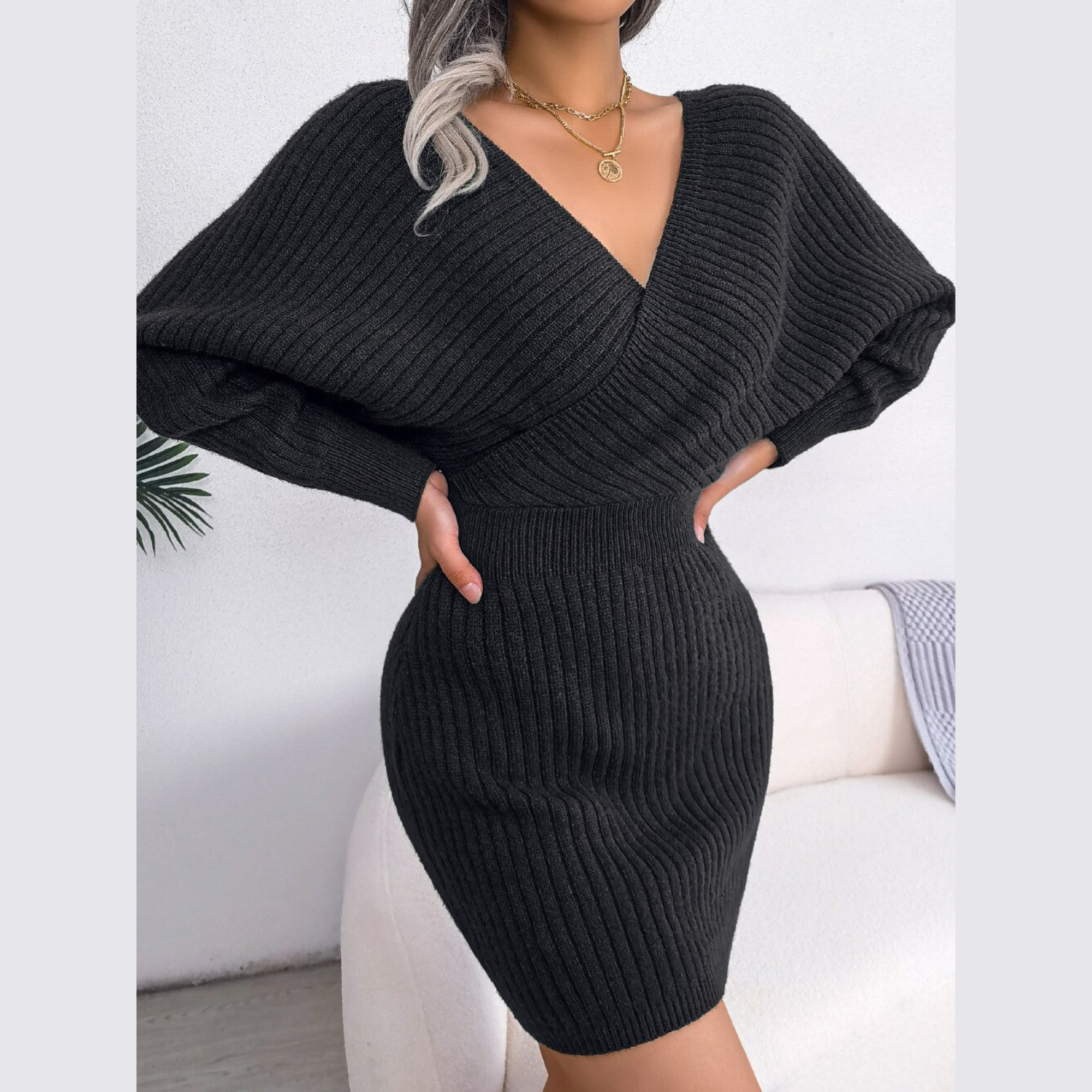 Tilly - Black Batwing Sleeves Ribbed Sweater Dress